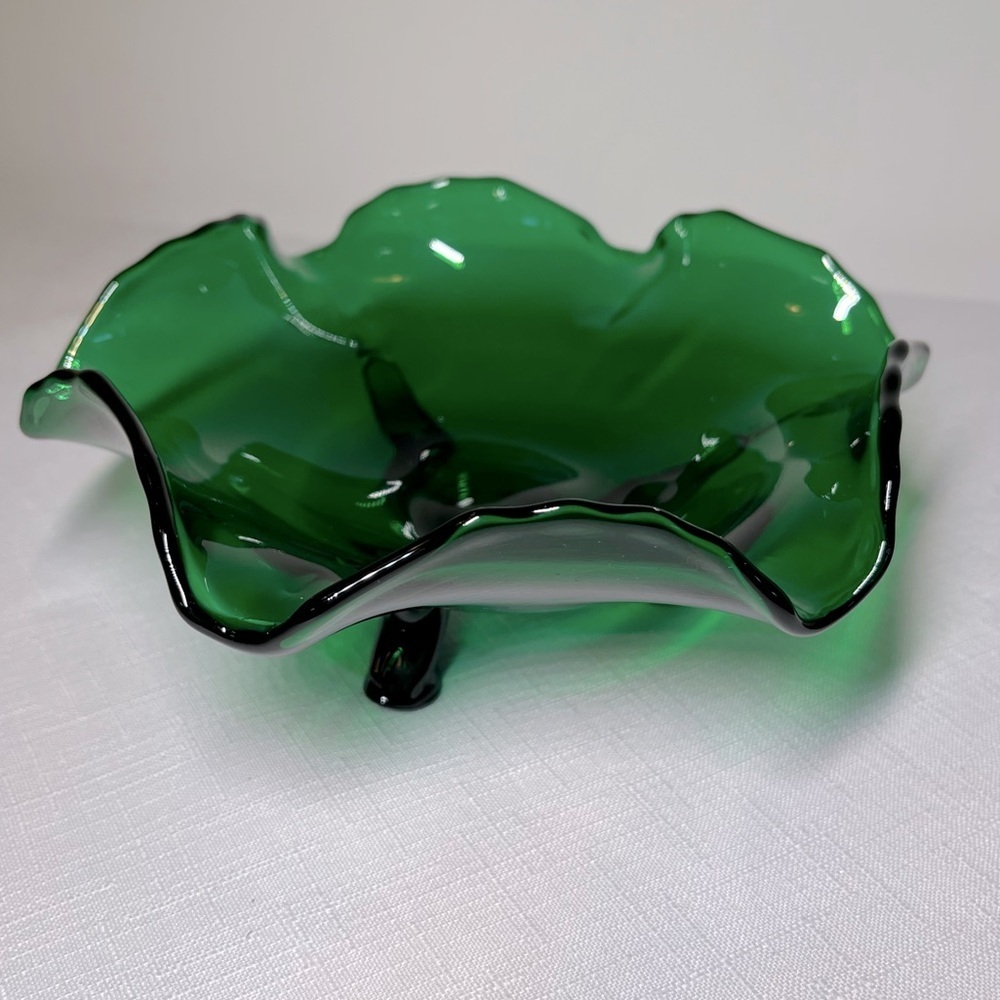 Vintage footed Emerald Glass Art Bowl. Trinket dish or serving dish
